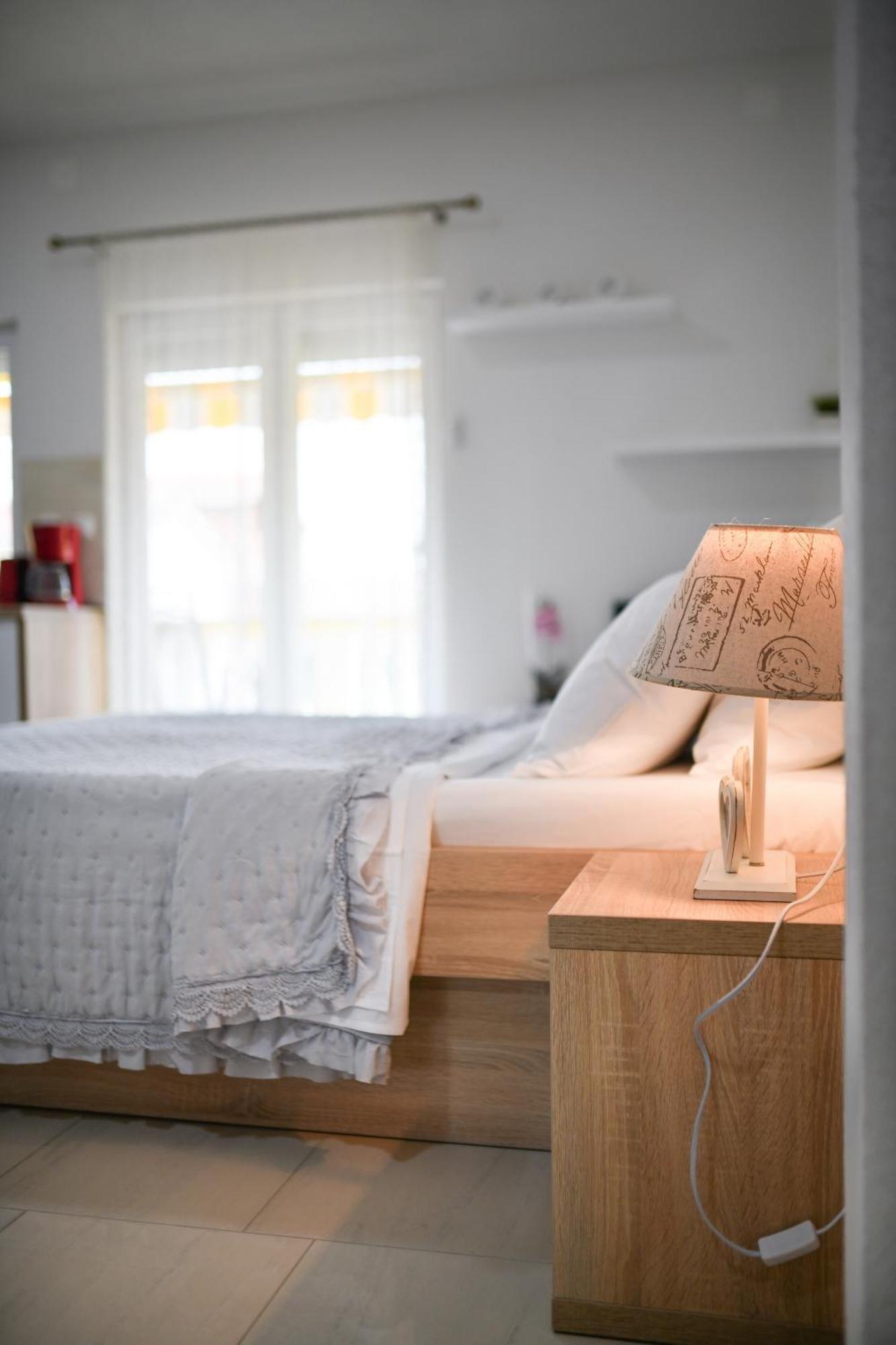 Apartments Diora Селине Екстер'єр фото